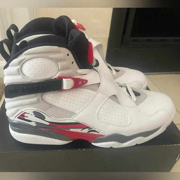Air Jordan 8 Retro - Picture 4 of 11